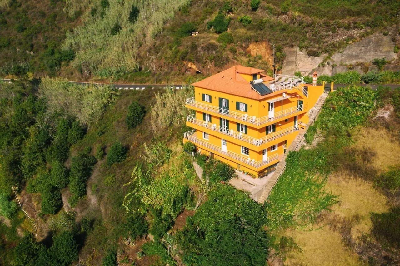 Sunset House, A Home In Madeira Calheta  Casa de Férias Calheta (Madeira)